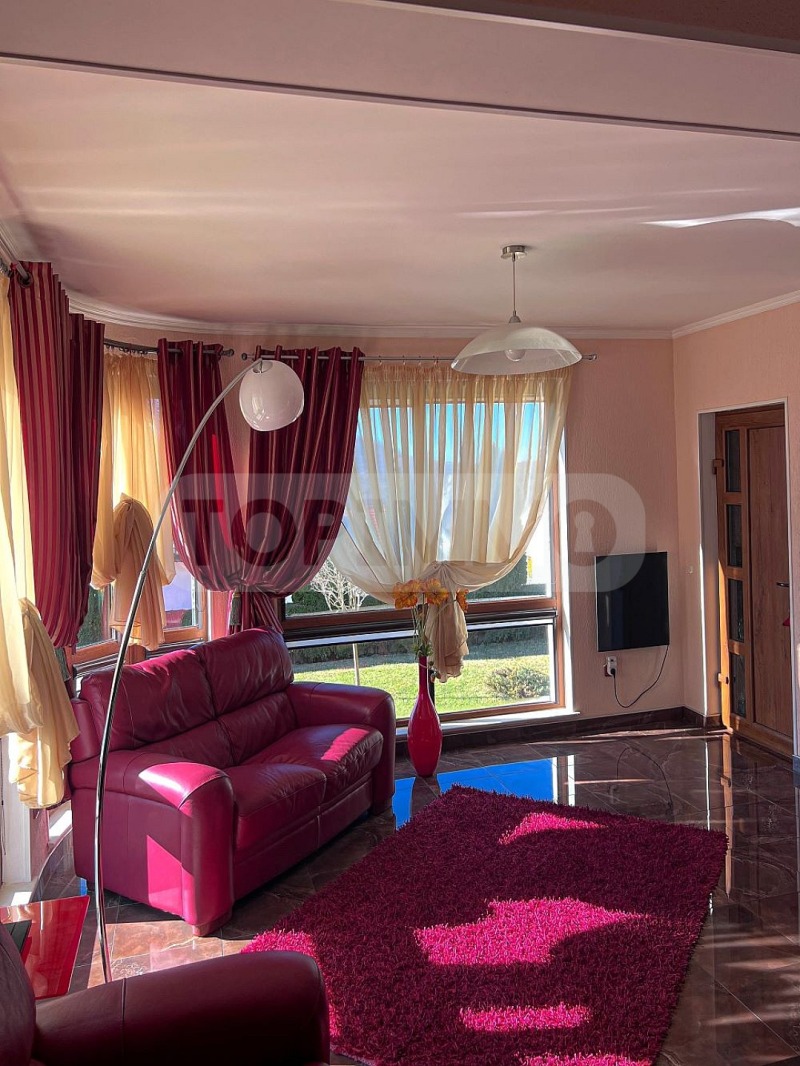 Till salu  Hus region Dobrich , Obrotjistje , 250 kvm | 61573024 - bild [7]