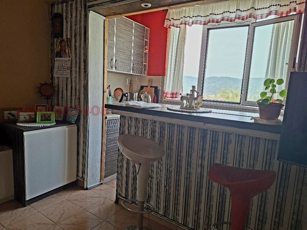 Продава 2-СТАЕН, гр. Дупница, област Кюстендил, снимка 11 - Апартаменти - 56041740