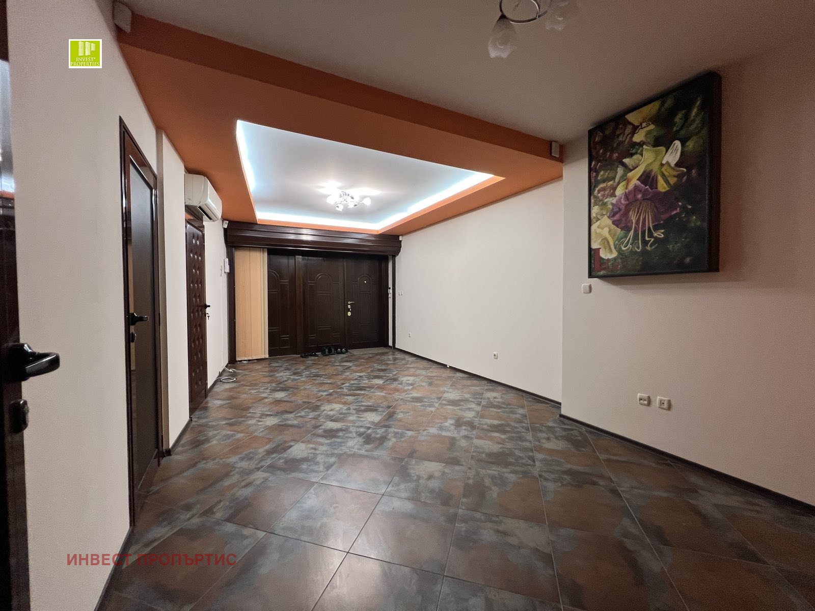 Продава ОФИС, гр. София, Витоша