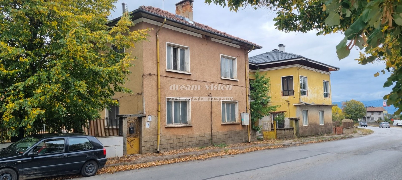 Продава КЪЩА, с. Трудовец, област София област