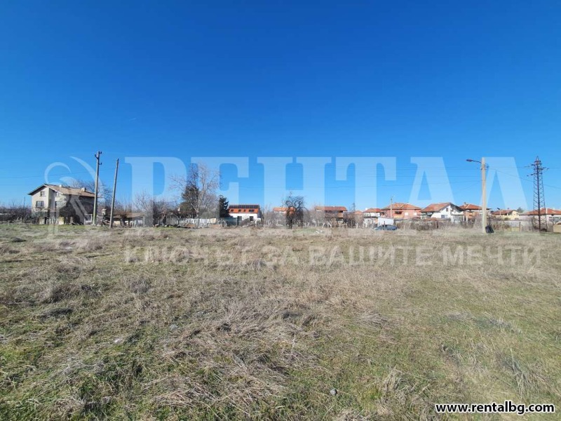 Продава ПАРЦЕЛ в област Пловдив, с. Граф Игнатиево - 530 кв.м / 28 000 € » 54 763.24 лв., РЕНТАЛ 2000