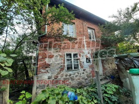 Продажба на имоти в с. Добърско, област Благоевград - изображение 2 
