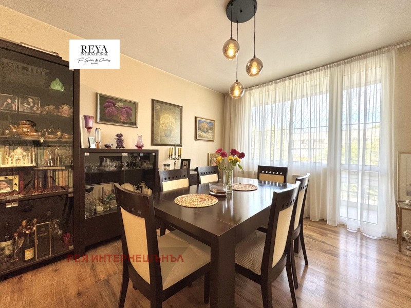 De vânzare  3 dormitoare Sofia , Iztoc , 200 mp | 79087365 - imagine [9]