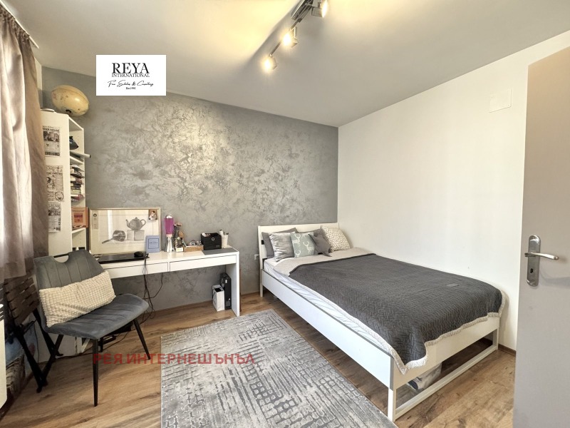 Te koop  3 slaapkamers Sofia , Iztok , 200 m² | 79087365 - afbeelding [7]