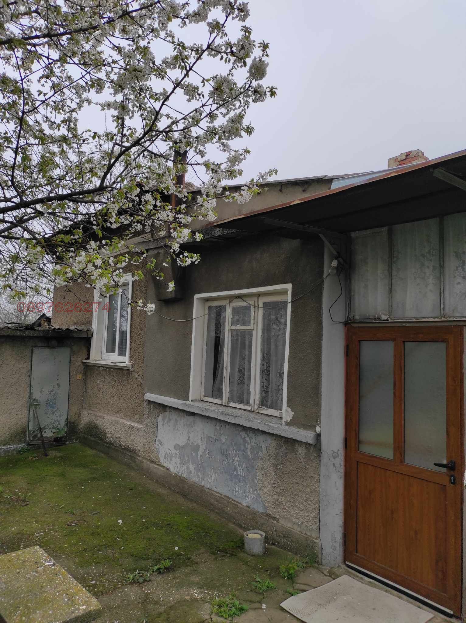 Продава КЪЩА, с. Беловец, област Разград