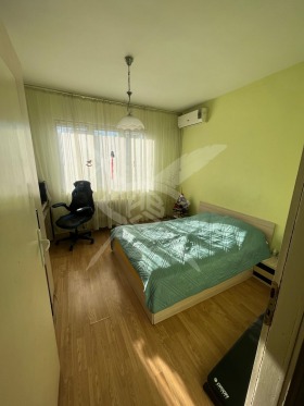 1 Schlafzimmer Borowo, Sofia 4