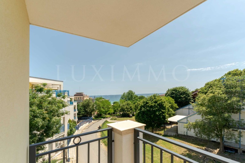 Продава  2-стаен, област Бургас, с. Лозенец •  142 432 EUR • ID 82308007 — holmes.bg - [1] 