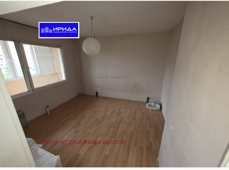 Продава  2-стаен град София , Надежда 1 , 65 кв.м | 98849829