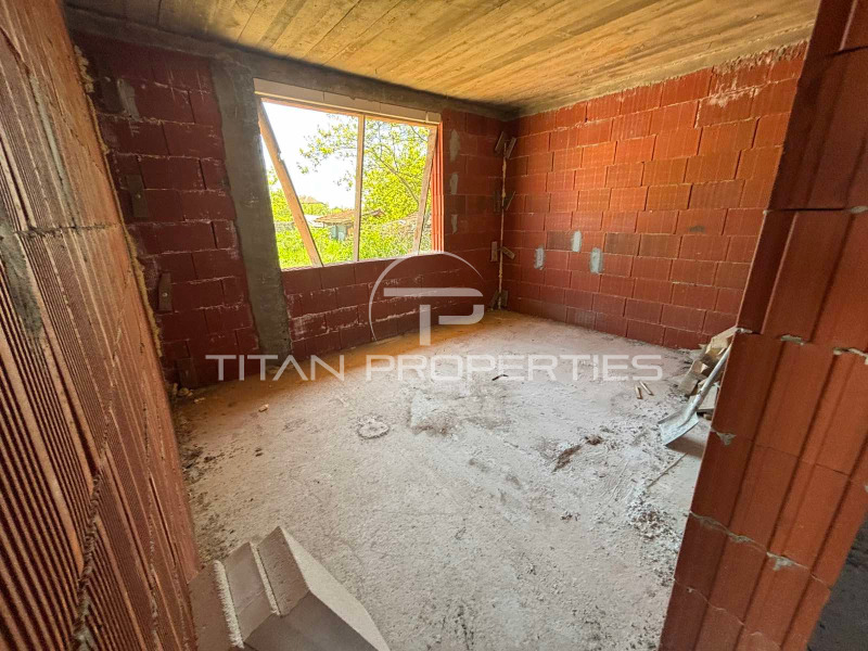 Продава  Къща, област Пловдив, с. Костиево •  164 000 EUR • ID 29141439 — holmes.bg - [1] 