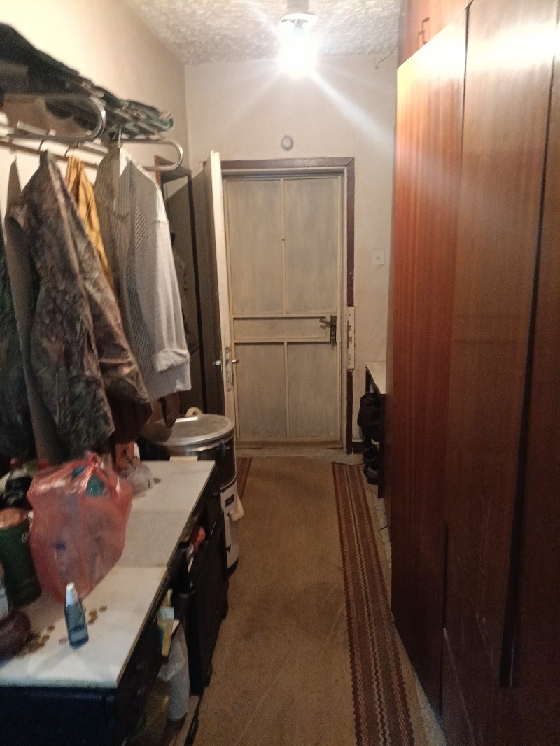 À venda  1 quarto Razgrad , Orel , 65 m² | 80053432 - imagem [2]
