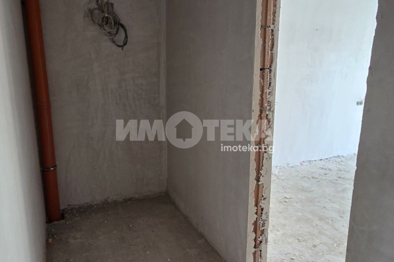 Na prodej  2 ložnice Sofia , Centar , 132 m2 | 58109350 - obraz [9]
