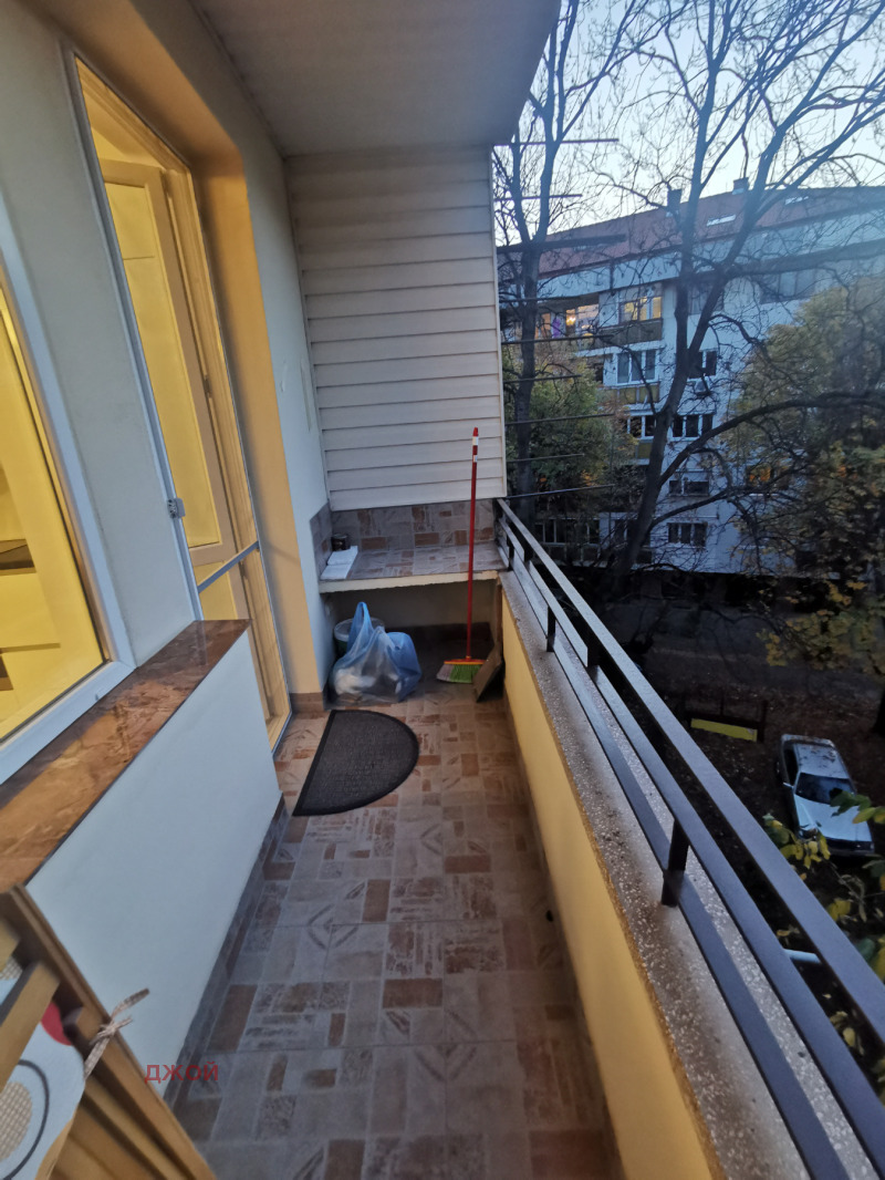 Продава 3-СТАЕН, гр. София, Център, снимка 8 - Апартаменти - 52436025