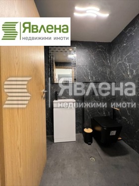 Офис град София, Лозенец 8