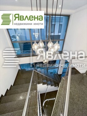 Офис град София, Лозенец 3