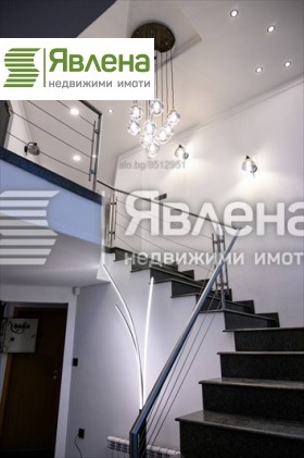 Офис град София, Лозенец 2