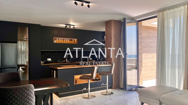 Продава 3-СТАЕН, град Варна, к.к. Св.Св. Константин и Елена • 895000 € • 90683081 — Holmes.bg