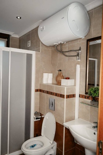 Продава МНОГОСТАЕН, гр. Созопол, област Бургас, снимка 12 - Апартаменти - 52613245