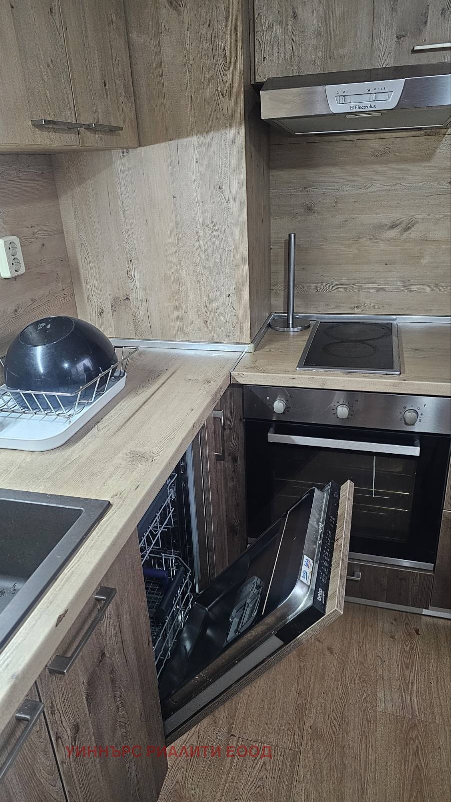 Продава 3-СТАЕН, гр. София, Света Троица, снимка 5 - Апартаменти - 54511652
