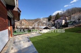 ������ ������� ����