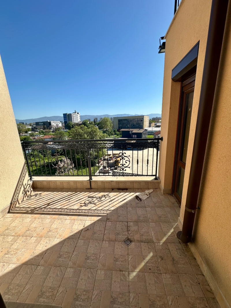 Продава  3-стаен град Пловдив , Кършияка , 152 кв.м | 68986360 - изображение [4]