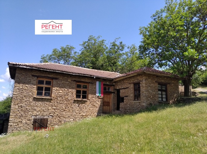 Продава КЪЩА, с. Иглика, област Габрово, снимка 15 - Къщи - 52314124