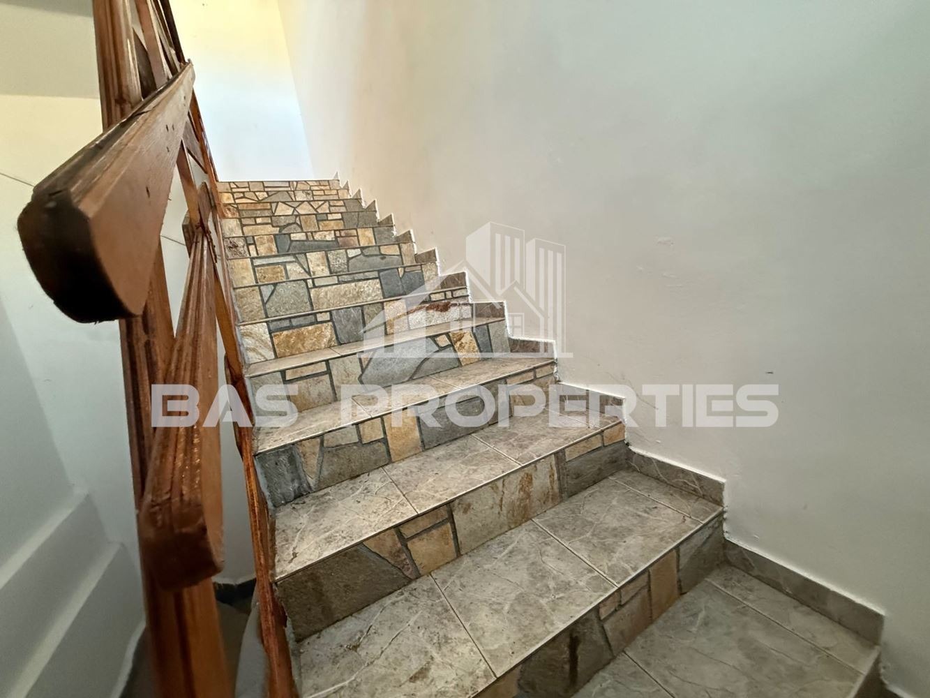 Продава КЪЩА, гр. София, с. Владая, снимка 7 - Къщи - 54277359