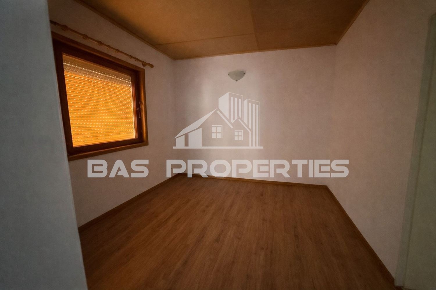 Продава КЪЩА, гр. София, с. Владая, снимка 6 - Къщи - 54277359