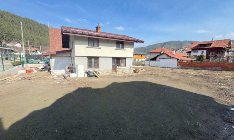 Продава КЪЩА в област София, с. Бели Искър - 41 кв.м / 145 000 € » 283 595.35 лв., СУПРИММО - ГЛАВЕН ОФИС
