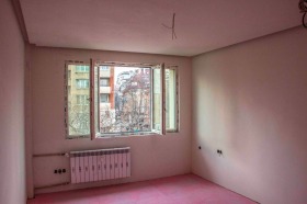 3 bedroom Strelbishte, Sofia 5