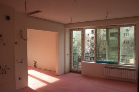 3 bedroom Strelbishte, Sofia 1