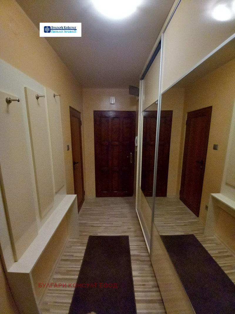 Продава  Многостаен град Кюстендил , Център , 92 кв.м | 71722772 - изображение [15]