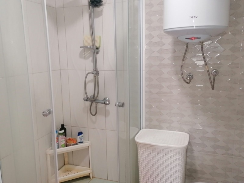 Продава КЪЩА, с. Смолница, област Добрич, снимка 6 - Къщи - 53372155