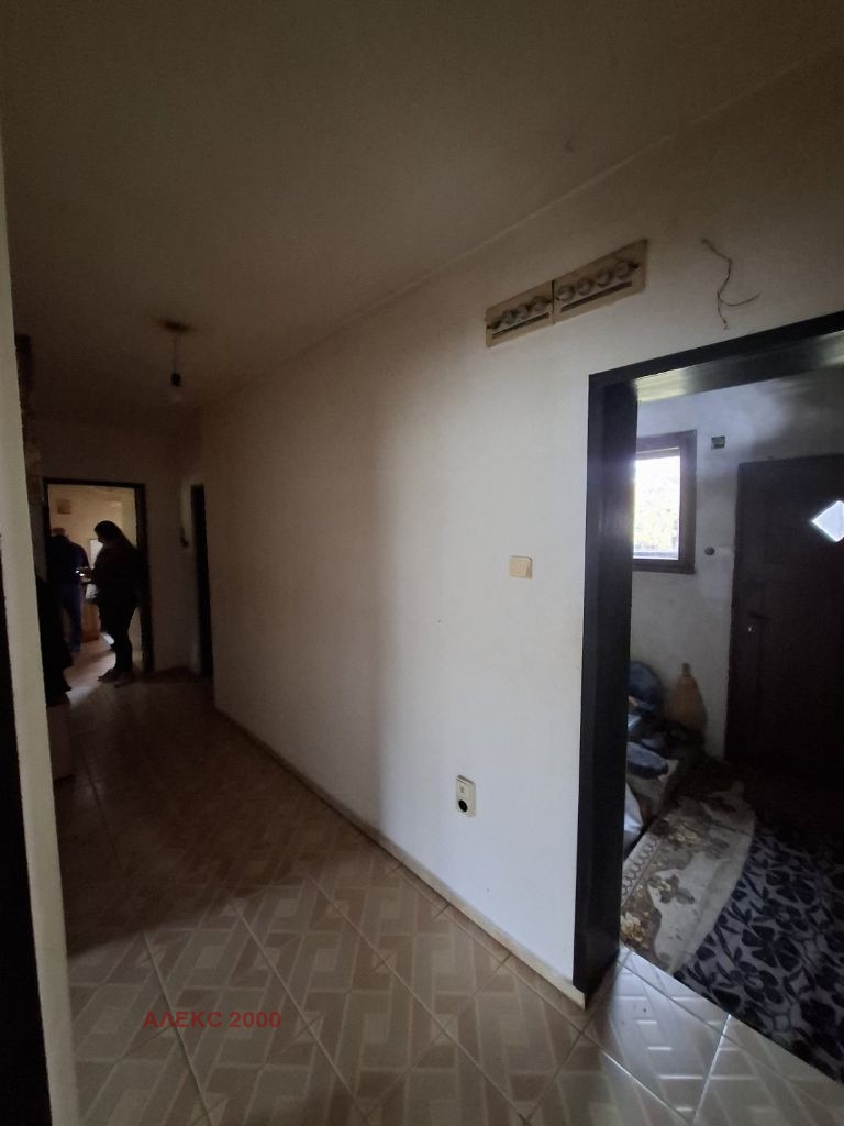 Продава КЪЩА, гр. София, с. Владая, снимка 4 - Къщи - 53702967