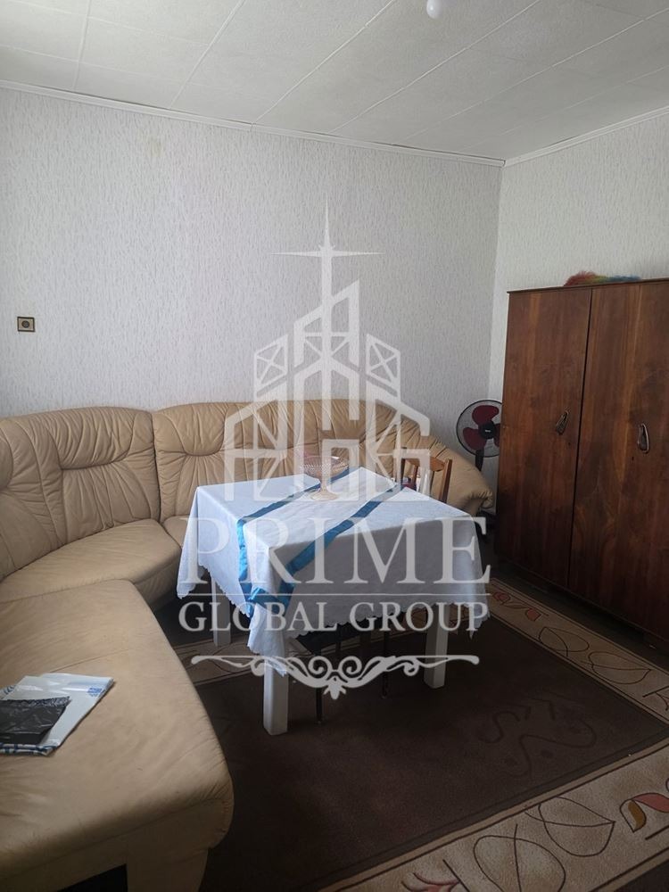 Продава КЪЩА, гр. Провадия, област Варна, снимка 2 - Къщи - 54966488