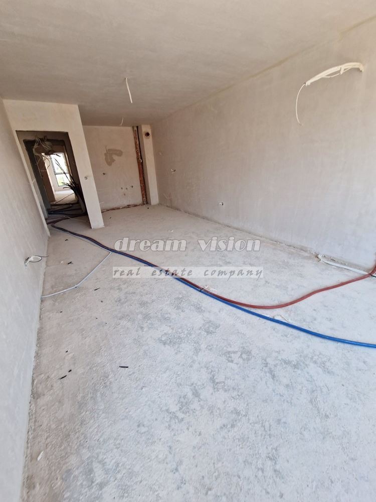 À venda  1 quarto Sofia , Poligona , 71 m² | 42907508 - imagem [2]