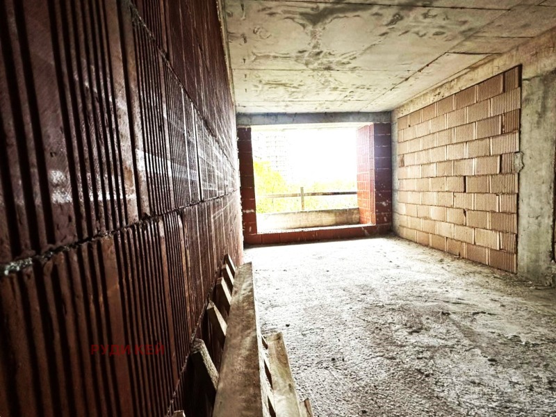 Продава 2-СТАЕН, гр. Варна, Възраждане 1, снимка 2 - Апартаменти - 52330028