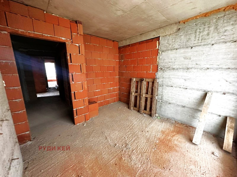 Продава 2-СТАЕН, град Варна, Възраждане 1 • 89947 € / 175921.04 лв. • 12099648 1