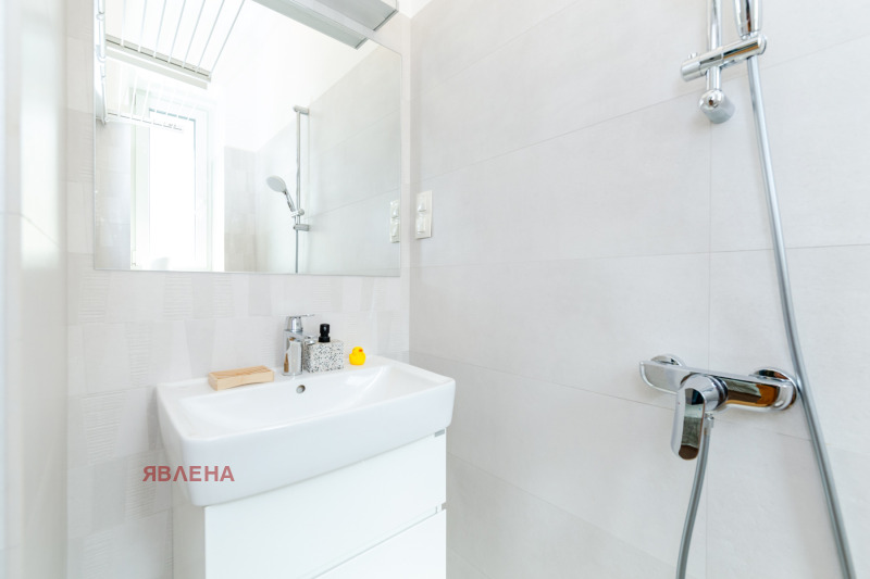 Продава 4-СТАЕН, гр. София, Лагера, снимка 7 - Апартаменти - 53519434