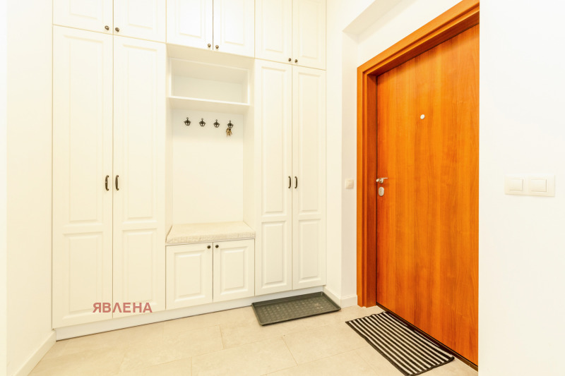 Продава 4-СТАЕН, гр. София, Лагера, снимка 2 - Апартаменти - 53519434