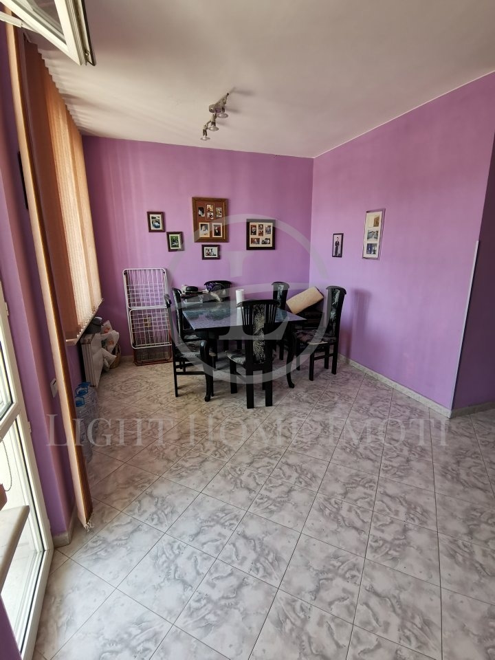 In vendita  3+ camere da letto Plovdiv , Tsentar , 193 mq | 17843455 - Immagine [2]