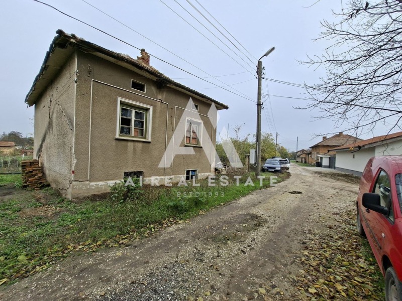 Продава КЪЩА, с. Подем, област Плевен, снимка 2 - Къщи - 52439341