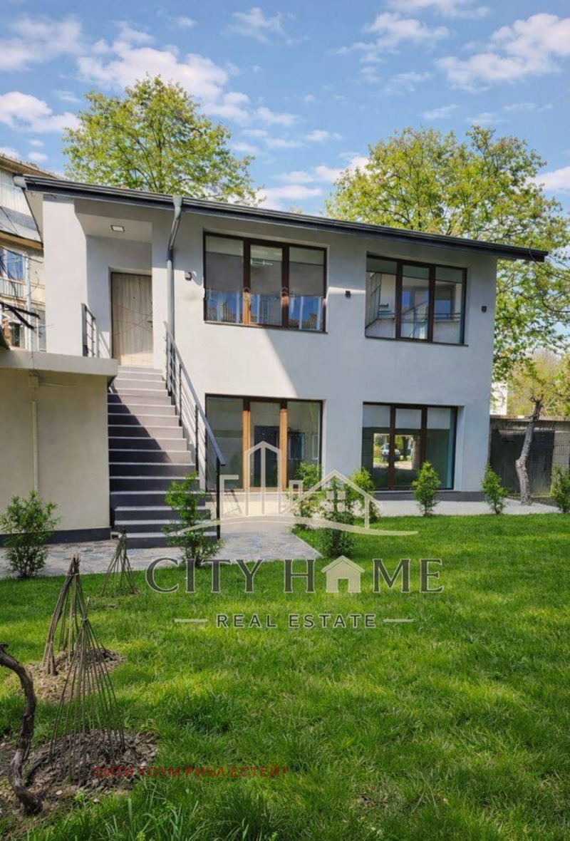 Продава КЪЩА в град Пловдив, Кючук Париж - 150 кв.м / 299 000 € » 584 793.17 лв., СИТИ ХОУМ РИЪЛ ЕСТЕЙТ