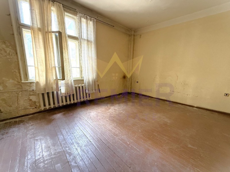À venda  Mais de 3 quartos Sofia , Centar , 191 m² | 76958237 - imagem [2]
