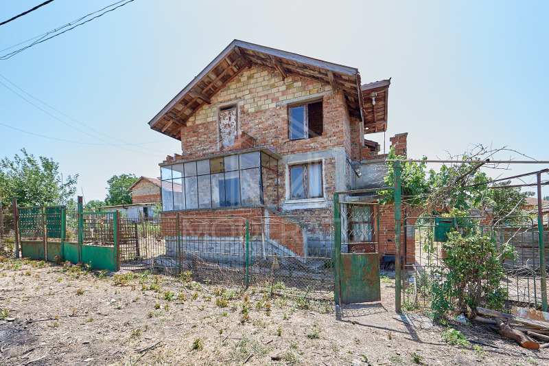 Продава КЪЩА, с. Ливада, област Бургас, снимка 1 - Къщи - 49257409