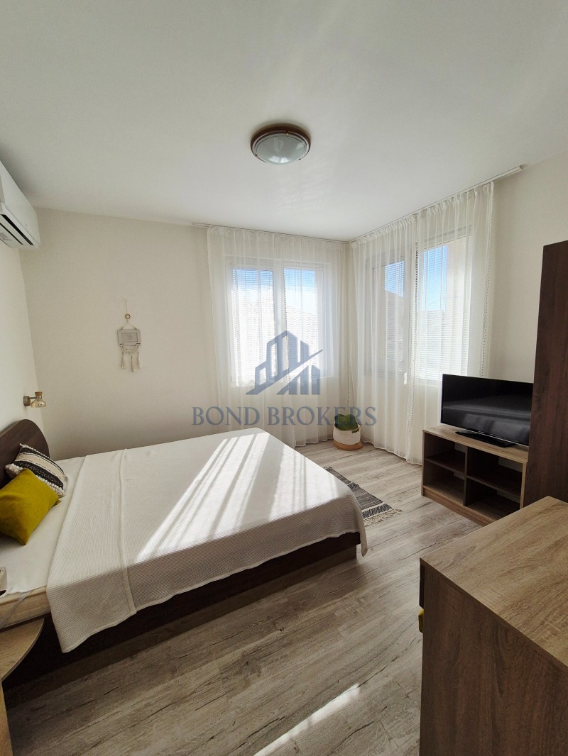 Продава КЪЩА, гр. Бургас, Сарафово, снимка 12 - Къщи - 52279504