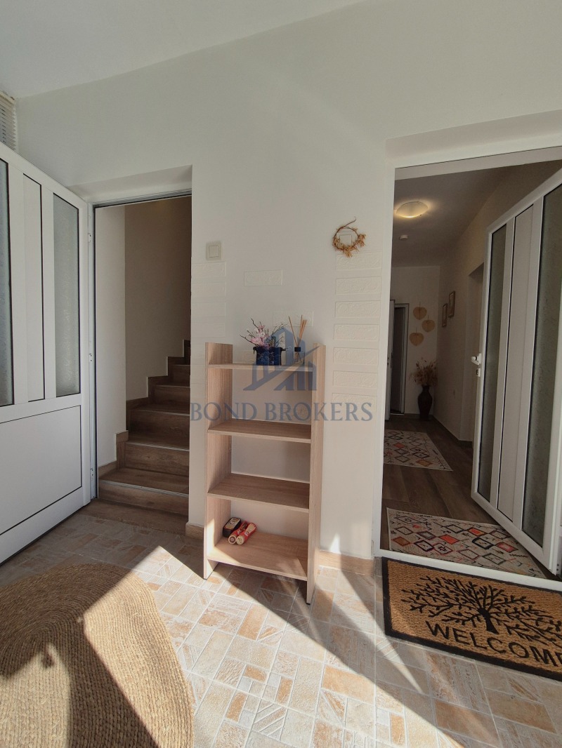 Продава КЪЩА, гр. Бургас, Сарафово, снимка 3 - Къщи - 52279504