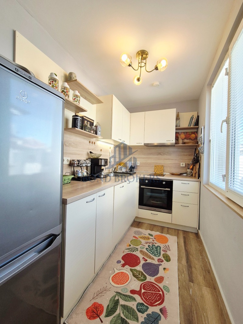 Продава КЪЩА, гр. Бургас, Сарафово, снимка 6 - Къщи - 52279504