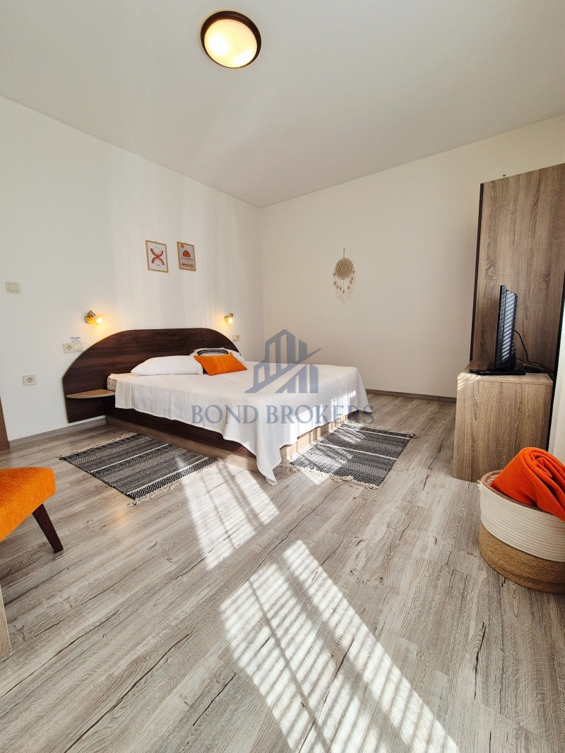 Продава КЪЩА, гр. Бургас, Сарафово, снимка 11 - Къщи - 52279504