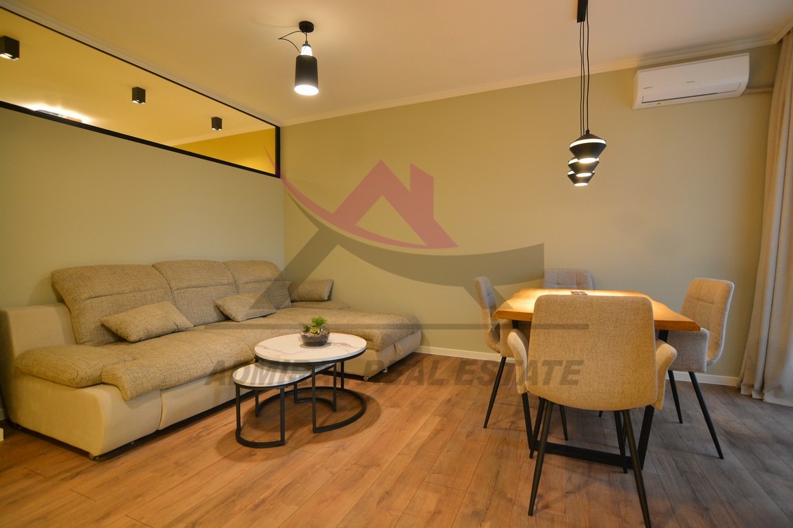 Продава  3-стаен град Варна , Възраждане 3 , 71 кв.м | 95246198