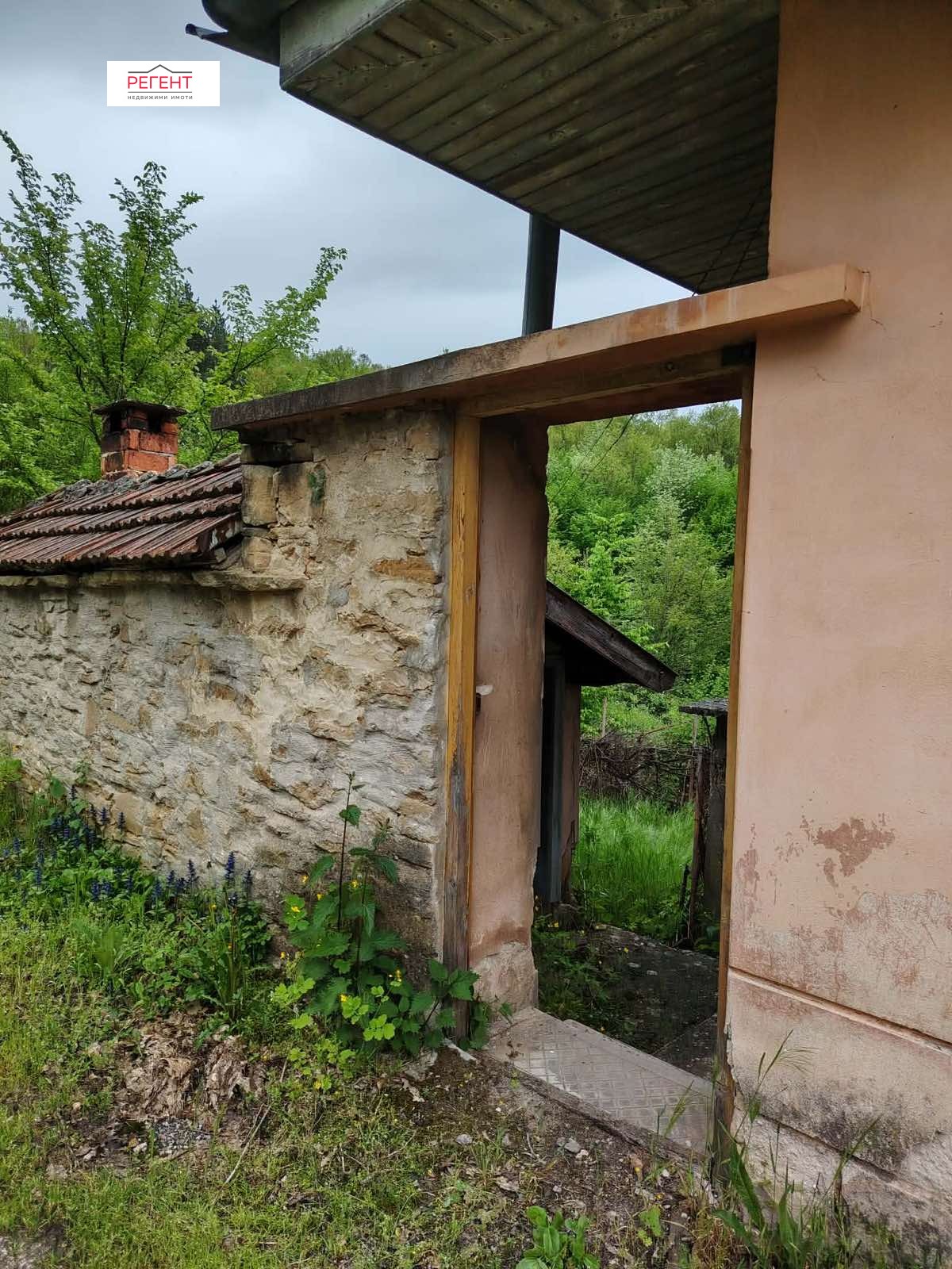 Продава КЪЩА, с. Беломъжите, област Габрово, снимка 5 - Къщи - 54411655